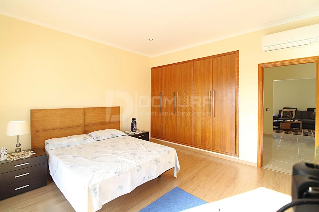 Moradia T4 para Venda em Torrão Foto 28