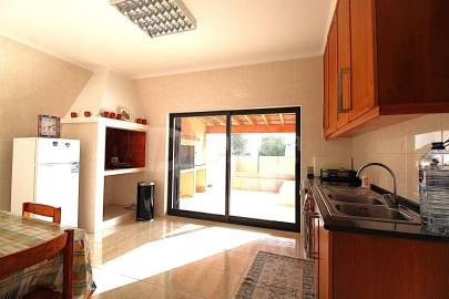 Moradia T4 para Venda em Torrão
