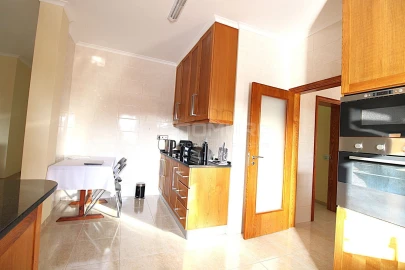 Moradia T4 para Venda em Torrão