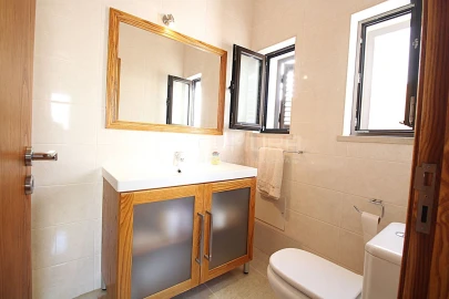Moradia T4 para Venda em Torrão