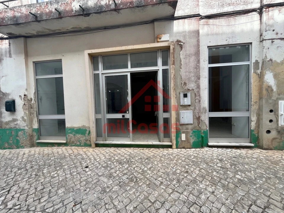 Prédio para Venda em Cadaval e Pêro Moniz Foto 14
