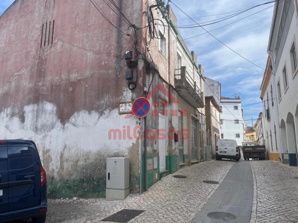 Prédio para Venda em Cadaval e Pêro Moniz Foto 24