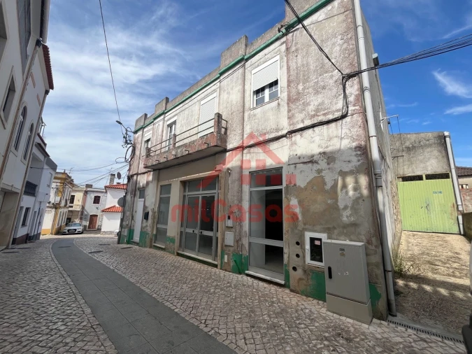 Prédio para Venda em Cadaval e Pêro Moniz Foto 2