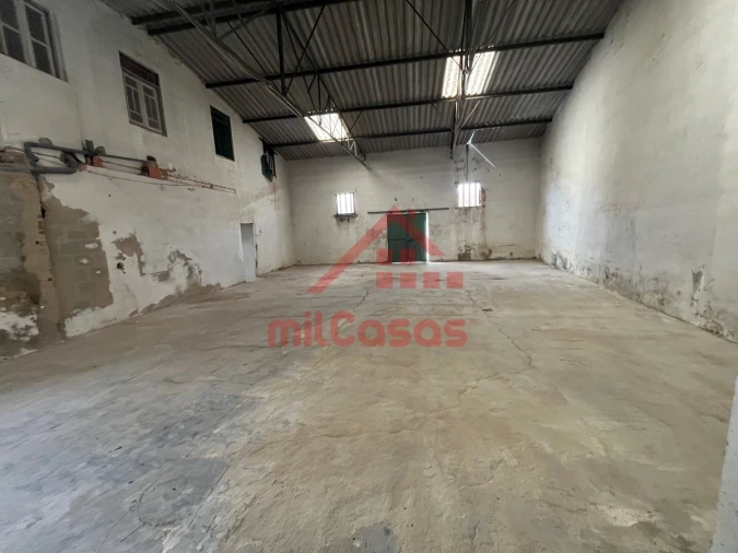 Prédio para Venda em Cadaval e Pêro Moniz Foto 7