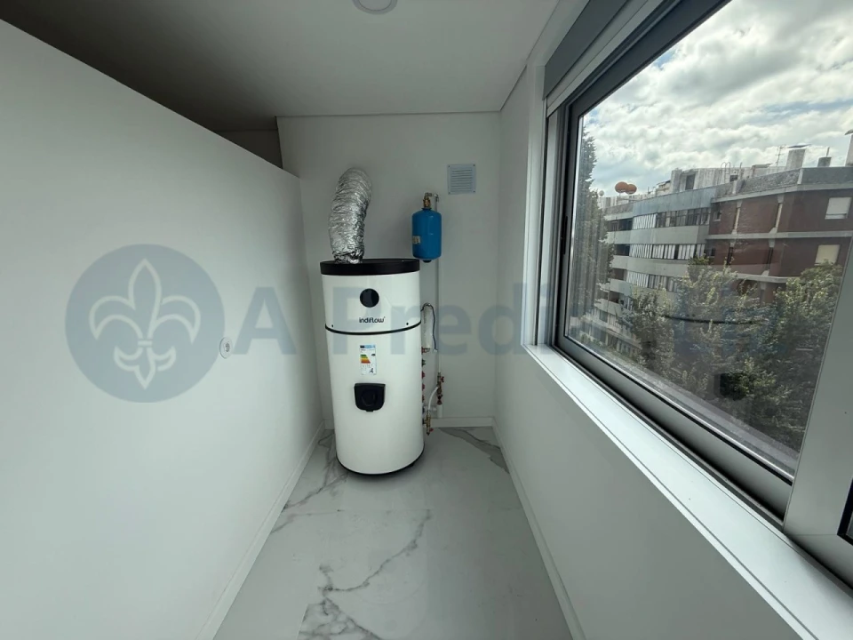 Apartamento T3 para Venda em Lordelo do Ouro e Massarelos Foto 8
