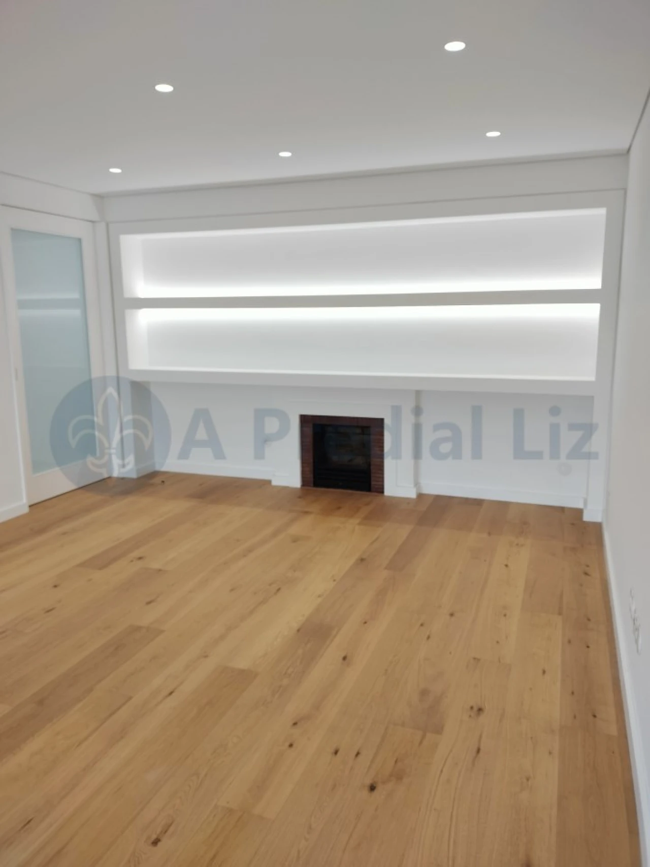 Apartamento T3 para Venda em Lordelo do Ouro e Massarelos Foto 3