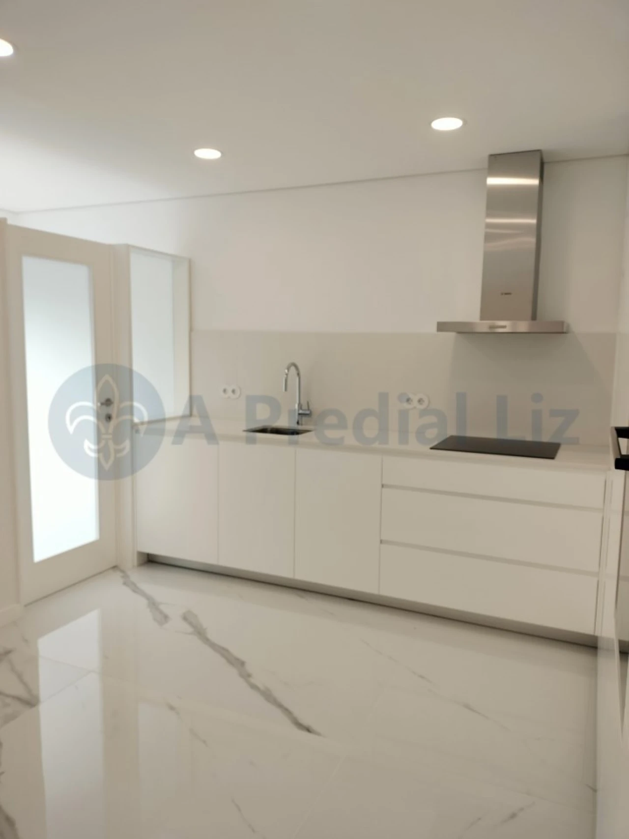 Apartamento T3 para Venda em Lordelo do Ouro e Massarelos Foto 8