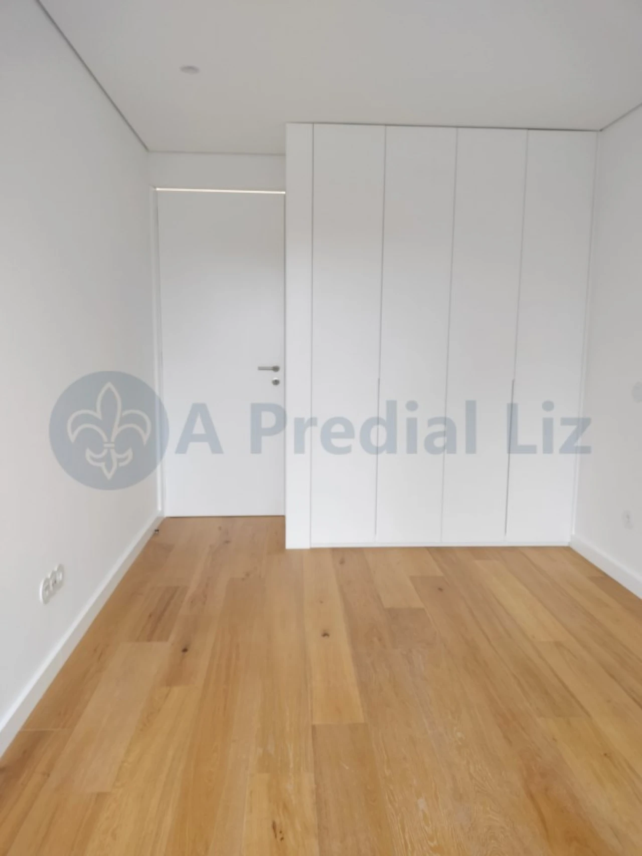 Apartamento T3 para Venda em Lordelo do Ouro e Massarelos Foto 30