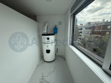 Apartamento T3 para Venda em Lordelo do Ouro e Massarelos