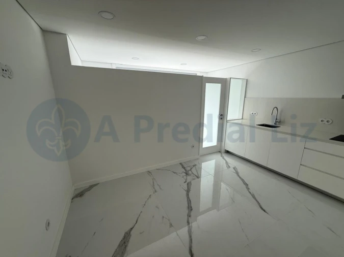 Apartamento T3 para Venda em Lordelo do Ouro e Massarelos Foto 6