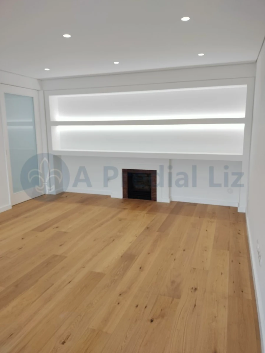 Apartamento T3 para Venda em Lordelo do Ouro e Massarelos Foto 3