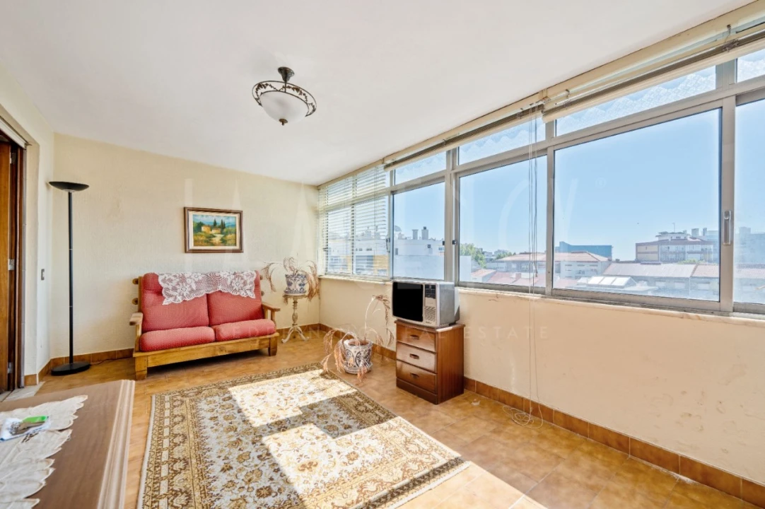 Apartamento T1 para Venda em Almada, Cova da Piedade, Pragal e Cacilhas Foto 2