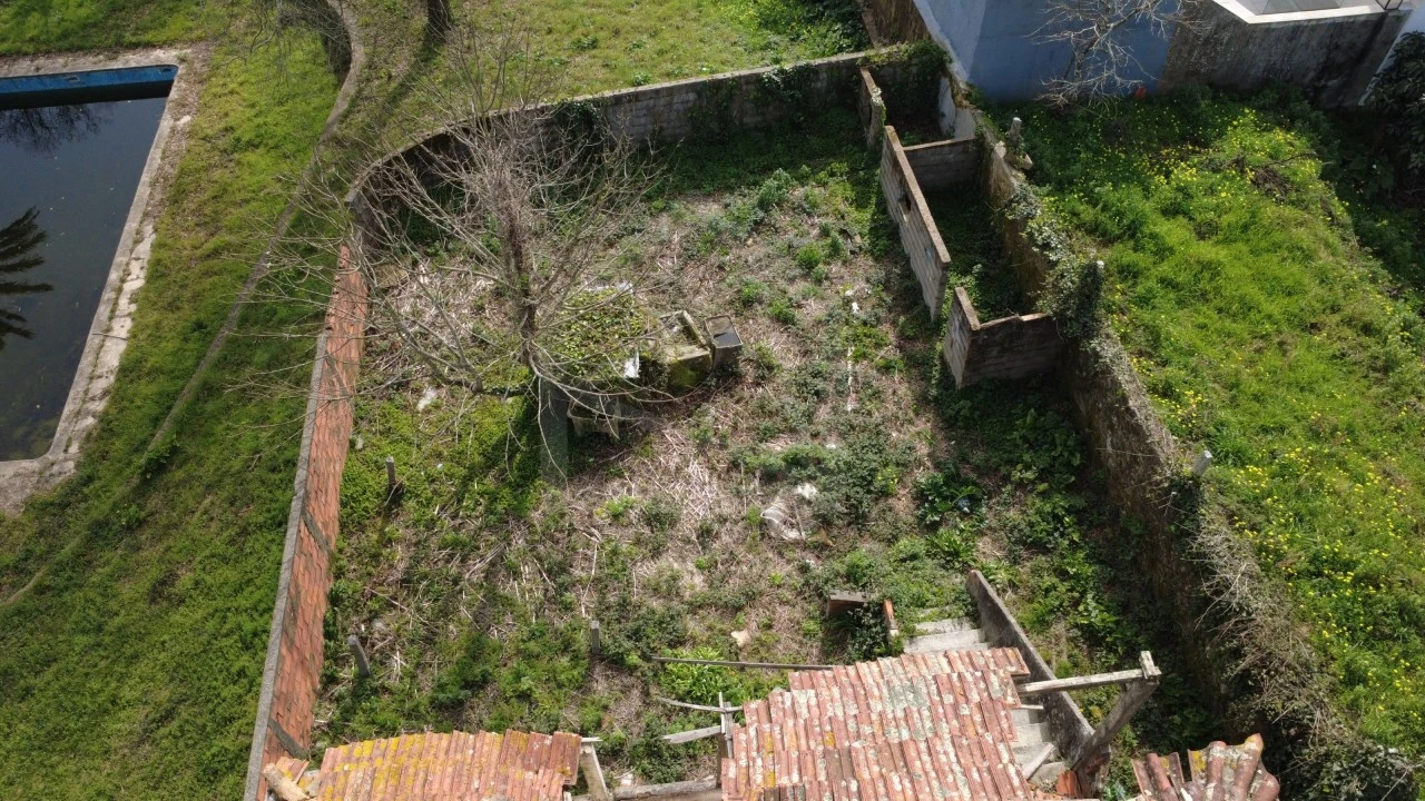 Terreno para Venda em São João da Madeira Foto 6