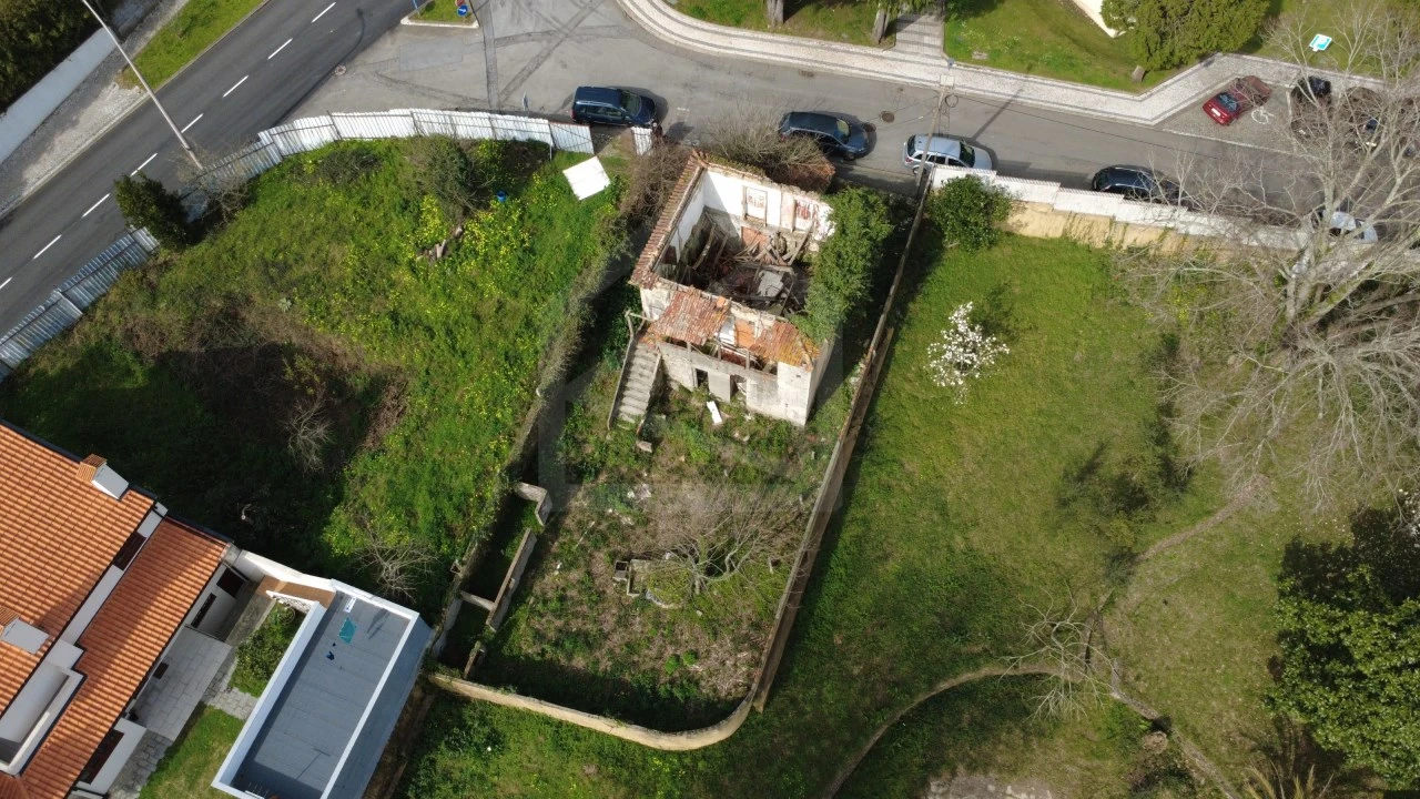 Terreno para Venda em São João da Madeira Foto 7