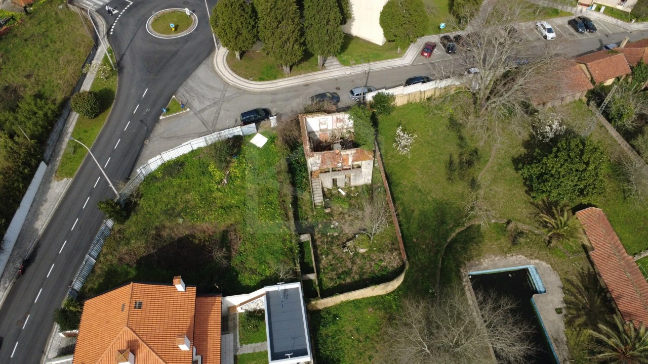 Terreno para Venda em São João da Madeira Foto 9