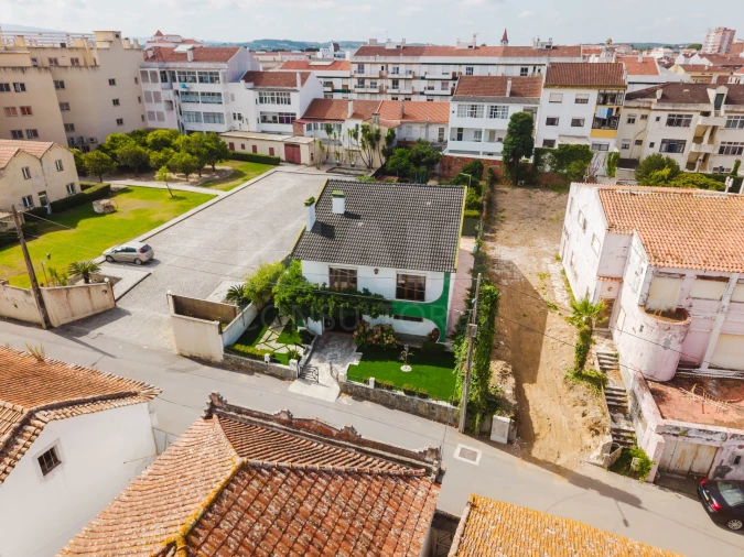 Moradia T7 para Venda em Bombarral e Vale Covo Foto 2