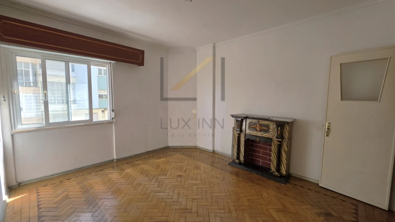 Apartamento T2 para Venda em Falagueira-Venda Nova Foto 4