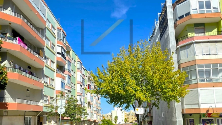 Apartamento T2 para Venda em Falagueira-Venda Nova