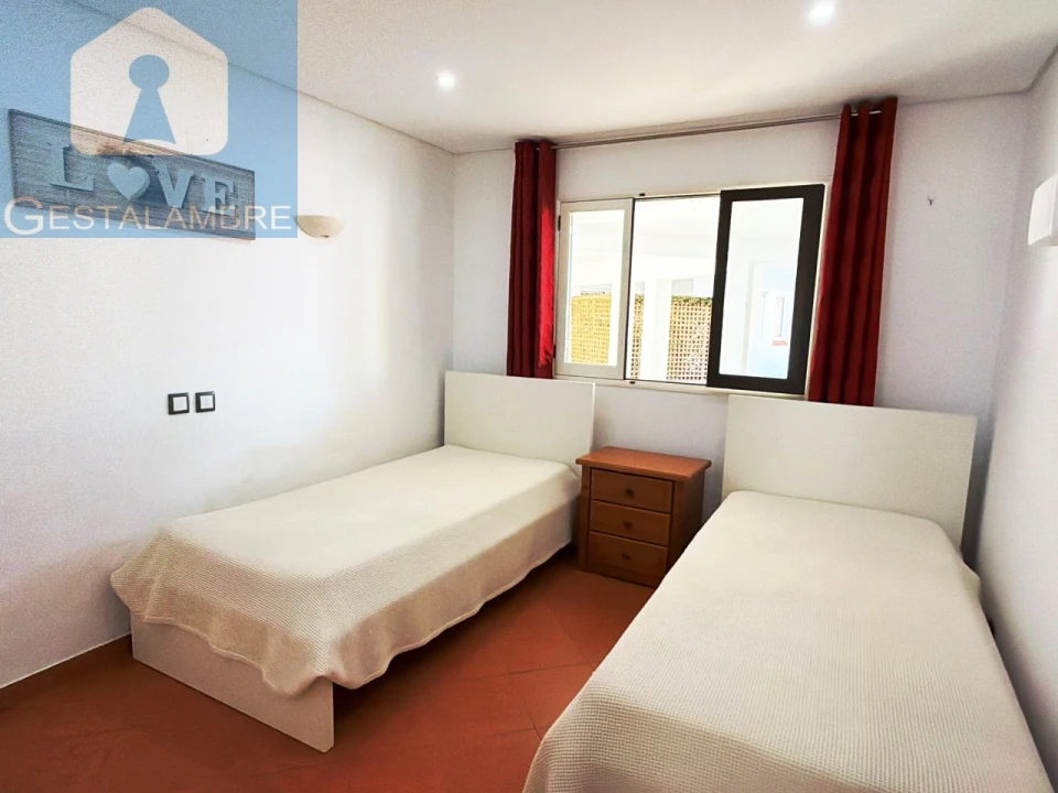 Apartamento T2 para Venda em Albufeira e Olhos de Água Foto 7