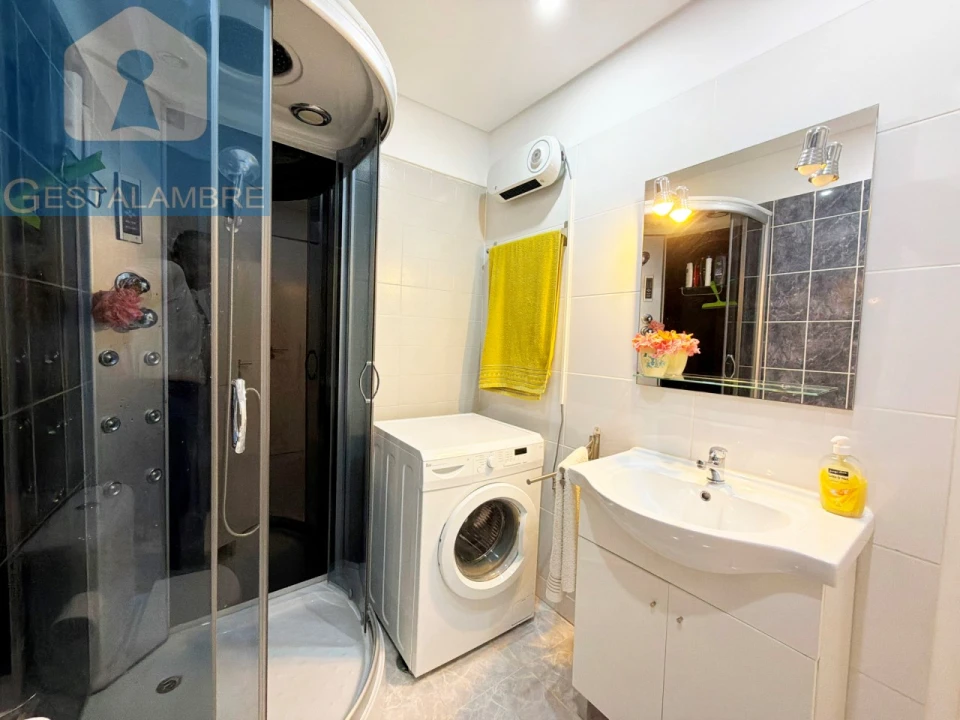 Apartamento T2 para Venda em Albufeira e Olhos de Água Foto 13