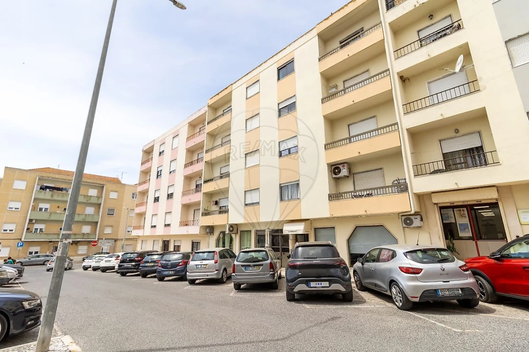 Apartamento T2 para Venda em Alcochete Foto 6