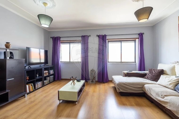 Apartamento T2 para Venda em Alcochete Foto 12