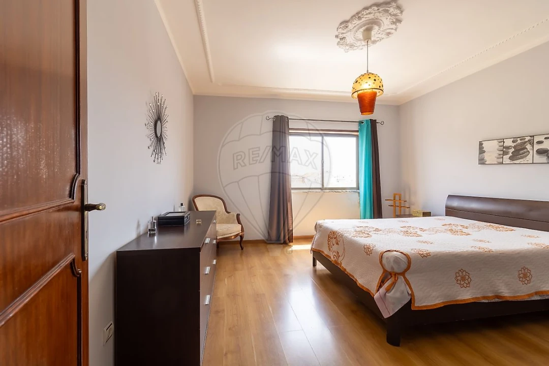 Apartamento T2 para Venda em Alcochete Foto 9