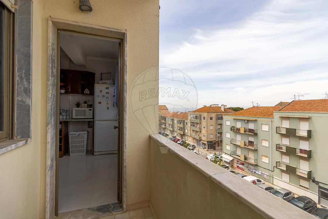 Apartamento T2 para Venda em Alcochete Foto 1