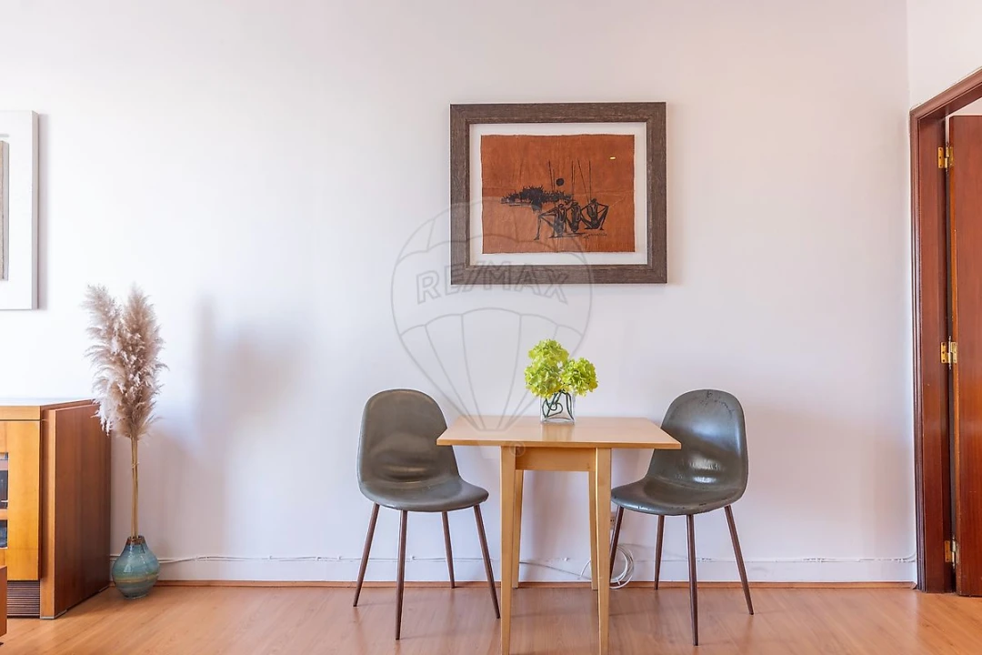 Apartamento T2 para Venda em Arroios Foto 15