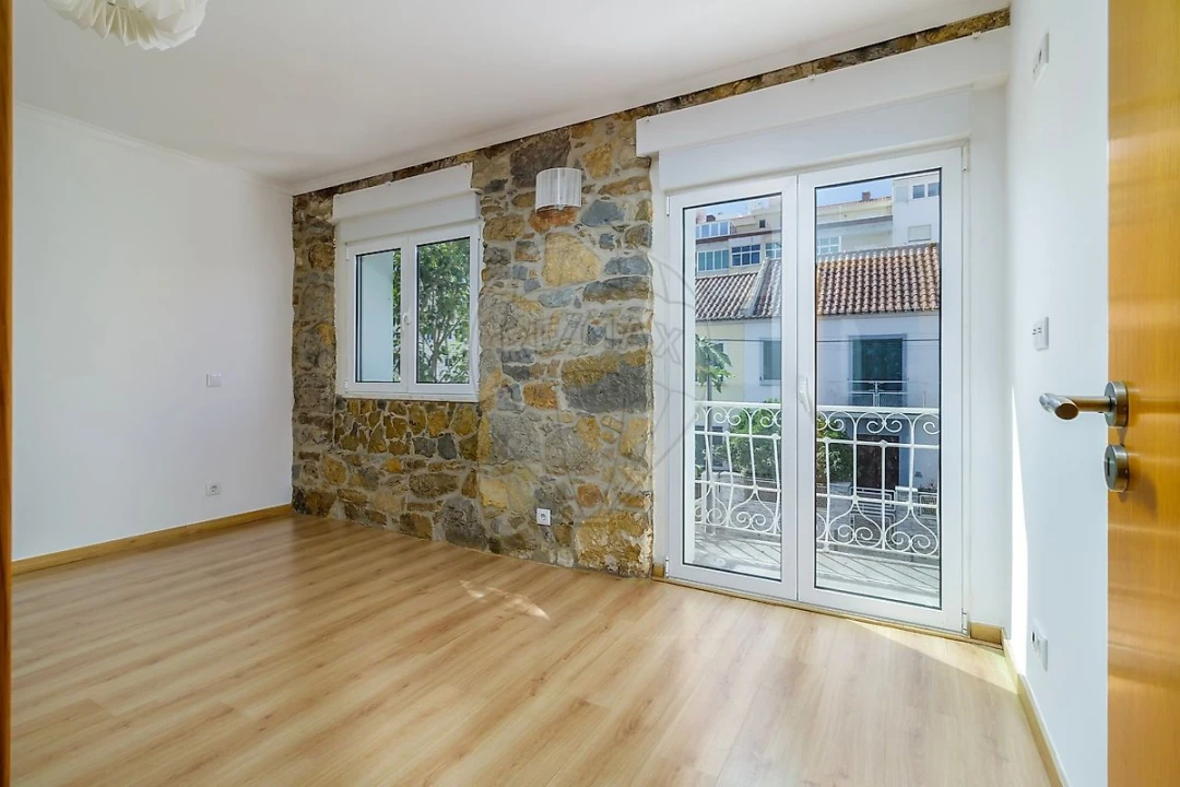 Moradia T4 para Arrendamento em Penha de França Foto 22