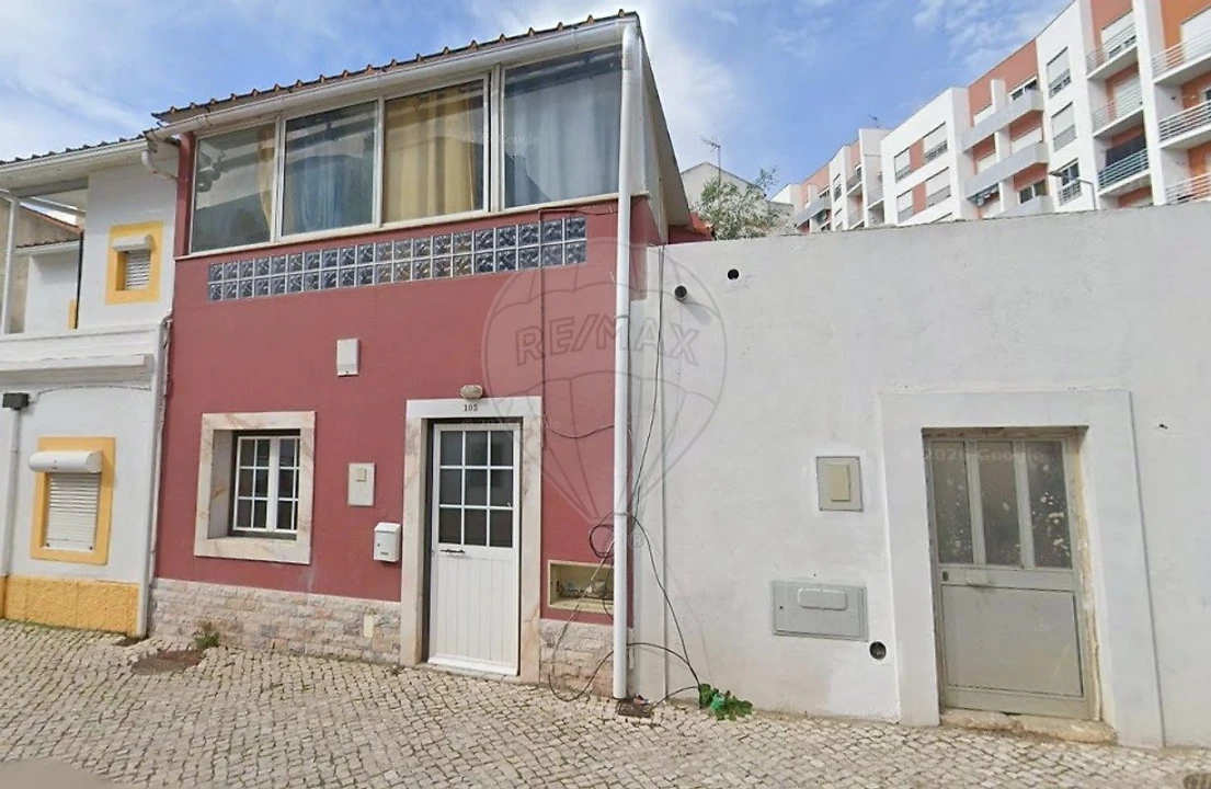 Moradia T3 para Venda em Vila Franca de Xira Foto 1