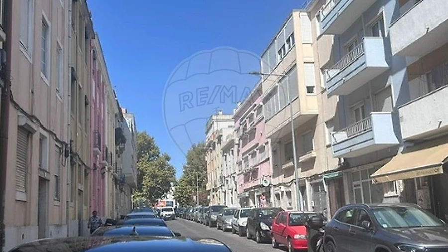 Apartamento T1 para Venda em Beato