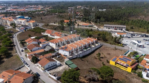Moradia T3 para Arrendamento em Pataias e Martingança