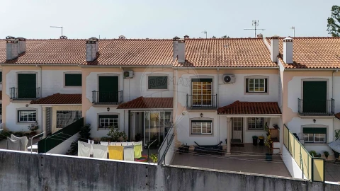 Moradia T3 para Arrendamento em Pataias e Martingança