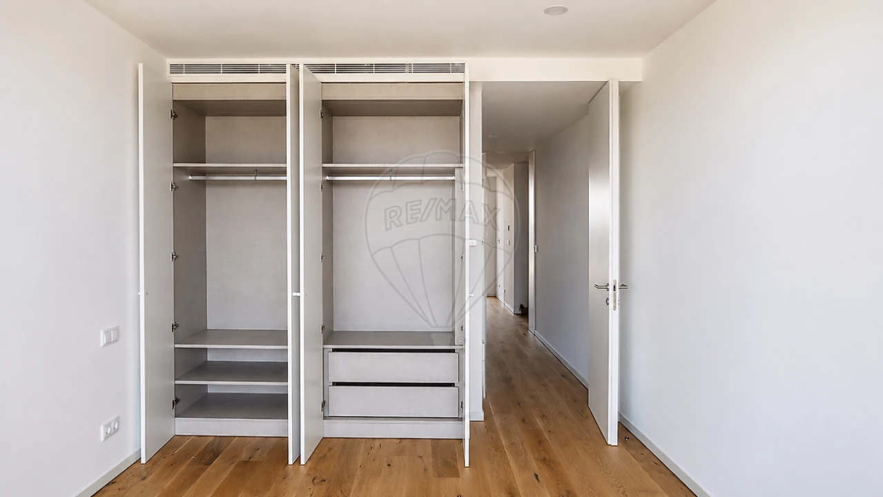 Apartamento T2 para Venda em Esgueira Foto 27