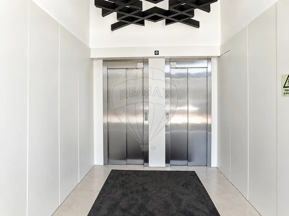 Apartamento T2 para Venda em Esgueira Foto 3