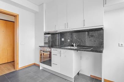 Apartamento T1 para Arrendamento em Paranhos