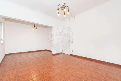 Apartamento T2 para Arrendamento em Póvoa de Santa Iria e Forte da Casa