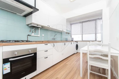 Apartamento T2 para Arrendamento em Póvoa de Santa Iria e Forte da Casa