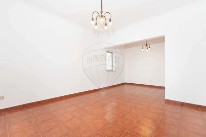 Apartamento T2 para Arrendamento em Póvoa de Santa Iria e Forte da Casa