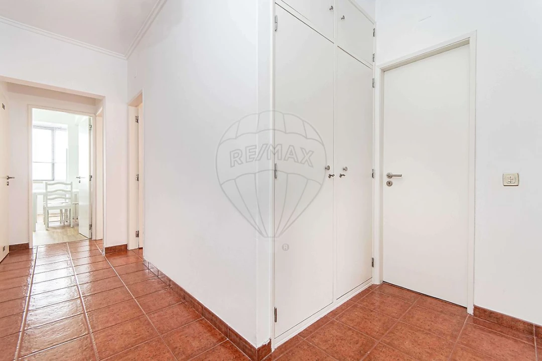 Apartamento T2 para Arrendamento em Póvoa de Santa Iria e Forte da Casa Foto 12