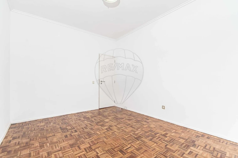 Apartamento T2 para Arrendamento em Póvoa de Santa Iria e Forte da Casa Foto 6