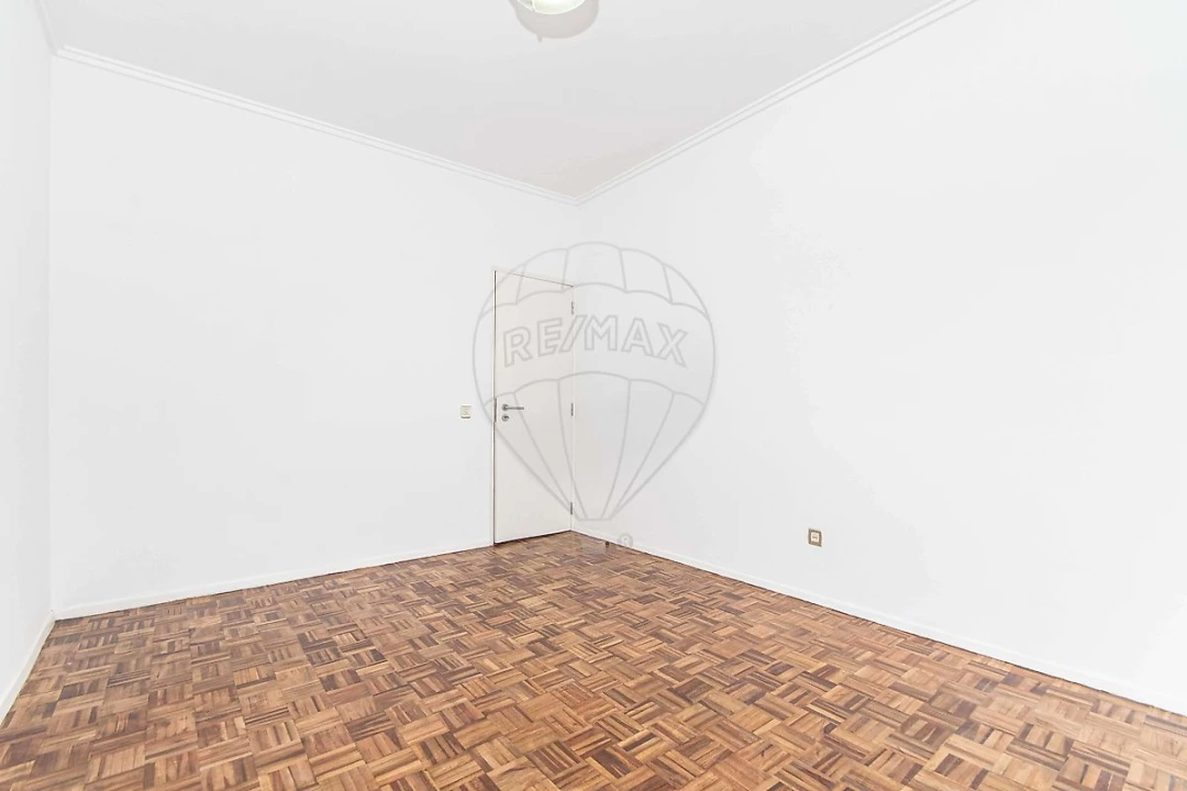 Apartamento T2 para Arrendamento em Póvoa de Santa Iria e Forte da Casa Foto 6