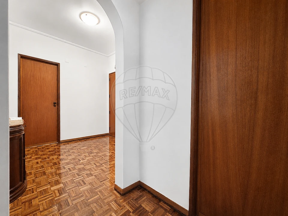 Apartamento T2 para Venda em Póvoa de Santa Iria e Forte da Casa Foto 32