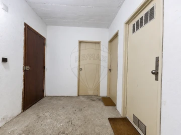 Apartamento T2 para Venda em Póvoa de Santa Iria e Forte da Casa