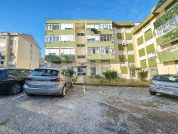 Apartamento T2 para Venda em Póvoa de Santa Iria e Forte da Casa