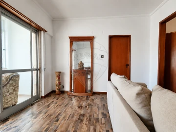 Apartamento T2 para Venda em Póvoa de Santa Iria e Forte da Casa