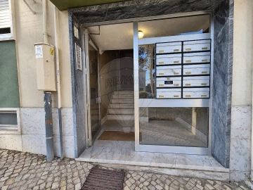 Apartamento T2 para Venda em Póvoa de Santa Iria e Forte da Casa