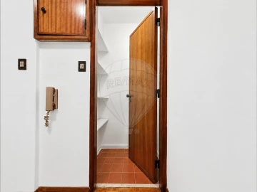 Apartamento T2 para Venda em Póvoa de Santa Iria e Forte da Casa