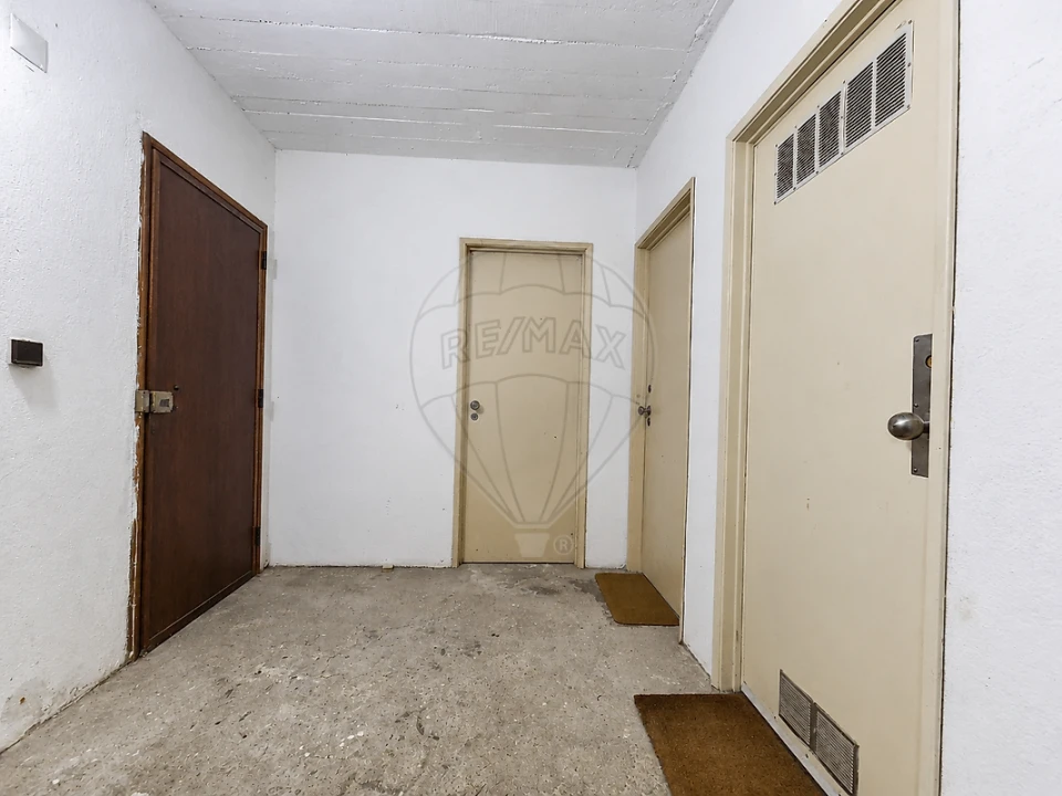 Apartamento T2 para Venda em Póvoa de Santa Iria e Forte da Casa Foto 49